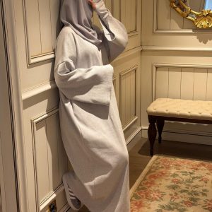 ABAYA CASUAL GRIS CLAIR avec manchette mitaine